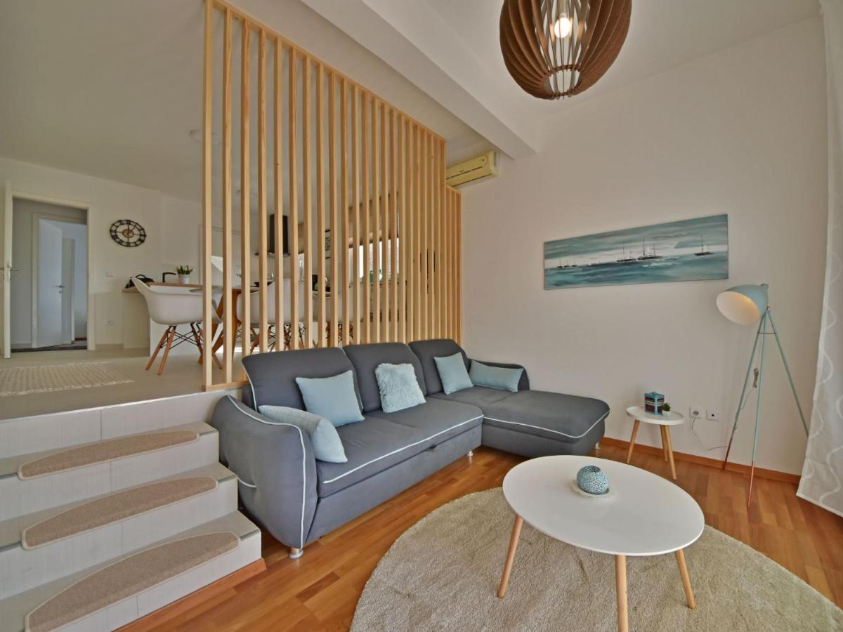Apartment Cvit 2 By Interhome Klenovica Exterior photo